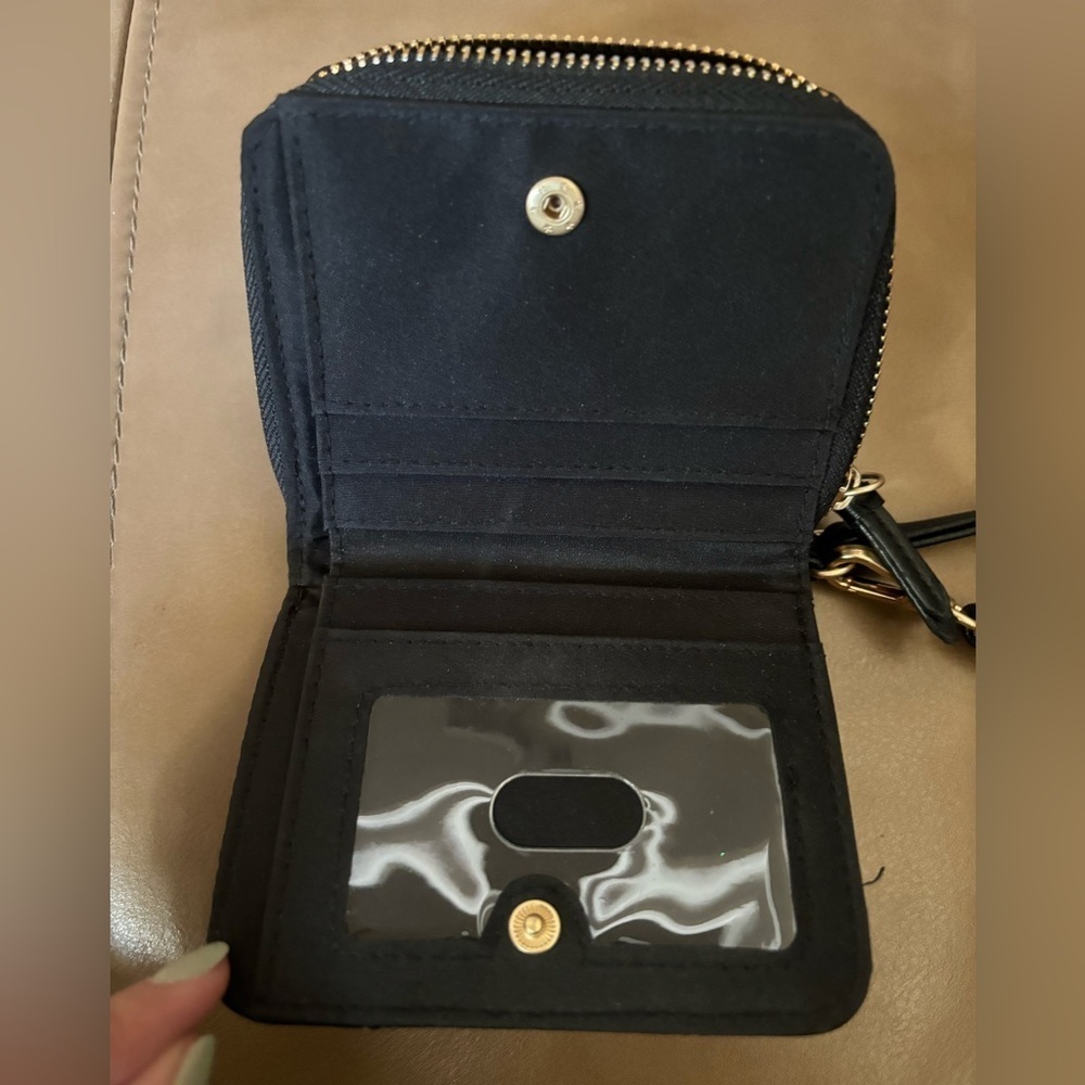 Black wallet/ wristlet - Picture 4 of 4